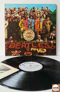 The Beatles - Sgt. Pepper's Lonely Hearts Club Band (Capa dupla)