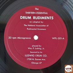 The Thirteen Essential Drum Rudiments And 9 Drum Solos (10'' / Import EUA / 1952-53) - Jazz & Companhia Discos