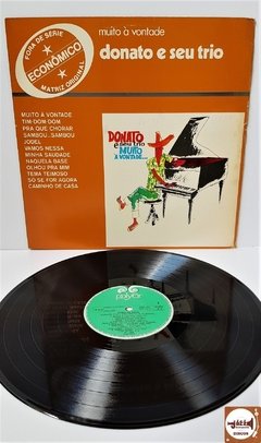 Donato & Seu Trio - Muito À Vontade
