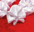 Aplique Flor Branca 2cm Pacote com 2 peças Ref.3578 na internet