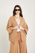 Kimono con bolsilos y recortes. 
