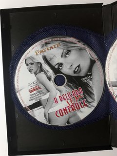 Dvd Duplo A Delicada Sem Controle Private Original Claudia Jamsson - Loja Facine