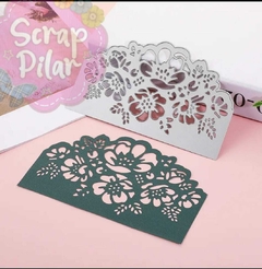 DIE / TROQUEL - GUARDA ONDULADA CON FLOR PARA TARJETAS -ANCHA - Scrap Pilar