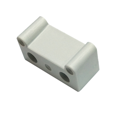 Distanciador (afastador) para trilhos ou corrediças  Unidade: PEÇA Dimensional: 25 mm Acabamento: Plástico Observação: Distanciador (afastador) para trilhos ou corrediças