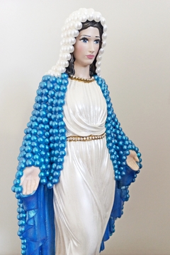 Nossa Senhora das Graças com pérolas - 30 cm - Azul Claro - Mandaluhz - Artigos de Luxo
