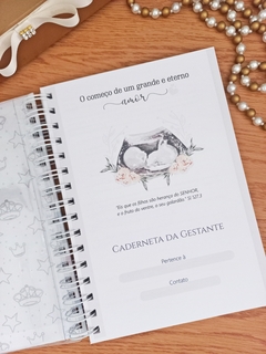 Caderneta da Gestante Luxo Personalizada com Nome Mãe é Amor Rosé - comprar online