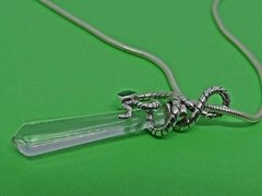 D177 Pingente de Prata Drusa Quartzo com Serpente - comprar online