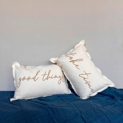 2 Almohadones Decorativos Good Things Take Time