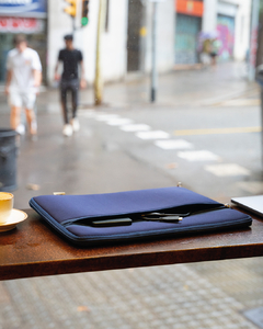 Imagen de Funda Notebook con Bolsillo al frente Azul