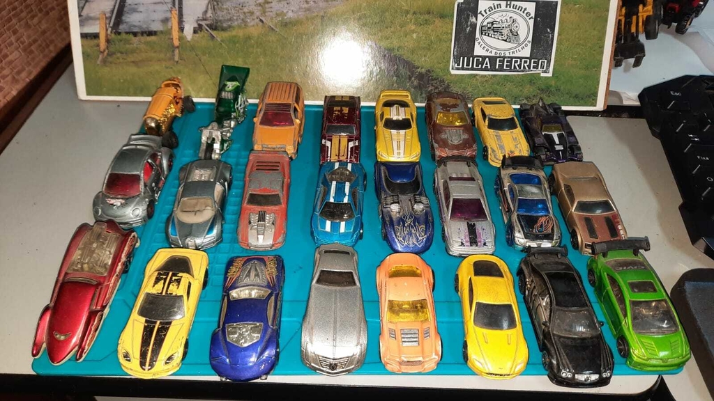 Carrinhos hot wheels