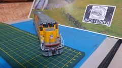 C262 - Locomotiva Atlas Silver Dash 8-40c com DCC luz e movimento - Union Pacific - Produto vendido no estado - Brechó  Juca  Férreo  -  Prod. Usados Produtos " Fora de Catálogos " & Novos