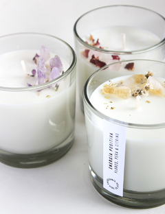 Vela de soja de flores blancas, pera y citrino · Energía Positiva en internet
