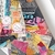 Papel de parede Colagem efeito Lambe lambe colorido 3m - comprar online