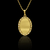Pingente oval personalizável com moldura cravejada banhado à ouro 18K, da marca Dezoitok Joias.