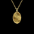 Pingente oval personalizável com moldura banhado à ouro 18K, da marca Dezoitok Joias.