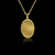 Pingente oval personalizável com moldura banhado à ouro 18K, da marca Dezoitok Joias.