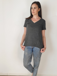 Remera Juana Gris Topo - comprar online