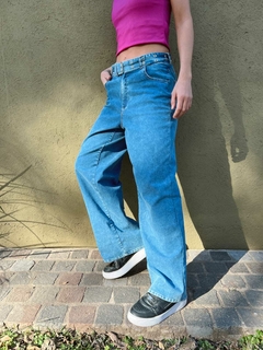 Wide leg de jeans con cinto