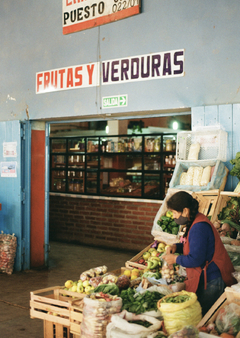 Frutas y verduras - Agustina Larrondo - comprar online