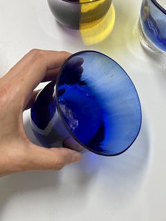 Vaso de vidrio azul - Teresa Garay - comprar online