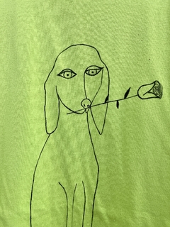 Remera perro verde manzana L - Lucía Gasconi - comprar online