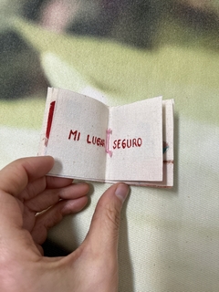 Libro miniatura “Lectoras” - Milagros Pochat - ID LB