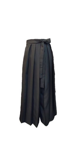 Hakama Preto em Poliéster