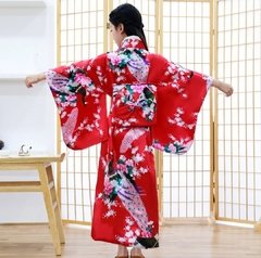 Yukata Infantil Em Seda Estampa Pavão Vermelha - comprar online