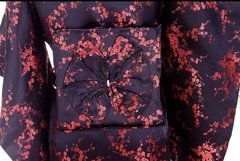Yukata Feminina Preta Com Estampa Flor De Cerejeira - loja online