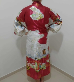 Kimono de Poliéster Longo Vinho Estampa Gueixa - Kimonos Liberdade