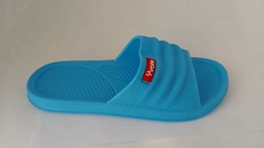 Chinelo Adulto Slide Azul Claro na internet