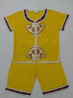 Conjunto Infantil Oriental Amarelo ouro