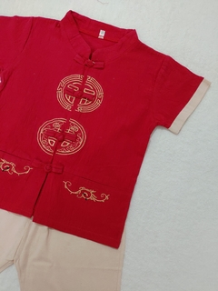 Conjunto Oriental menino vermelho com bermuda - comprar online