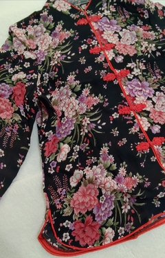 Blusa oriental Flor da fortuna com manga 3/4 na internet