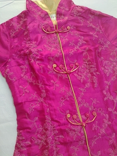 Blusa Oriental Pink Com Estampa Flor De Cerejeira Bordada - comprar online