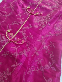 Blusa Oriental Pink Com Estampa Flor De Cerejeira Bordada na internet