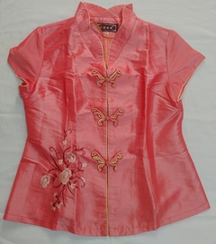 Blusa Oriental Com Estampa De Flor Bordada