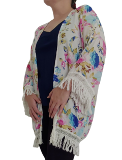 Kimono curto Floral com Franja - comprar online