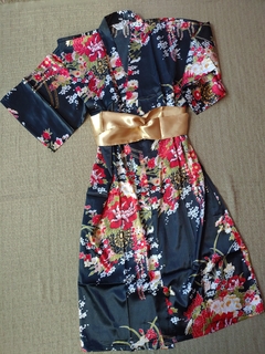 Kimono De Cetim Longo Preto Estampa Flor Fortuna - Kimonos Liberdade