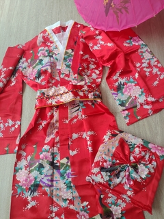 Yukata Feminino Vermelha Com Estampa De Pavão - Tam Único - comprar online