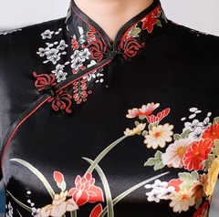Vestido Curto De Cetim Fino Com Flores Fortuna - Preto na internet