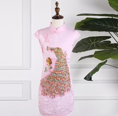 Vestido Infantil Bordado Com Estampa De Pavão - Rosa Claro