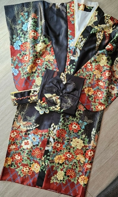 Yukata Feminina adulto Preta Floral - Kimonos Liberdade