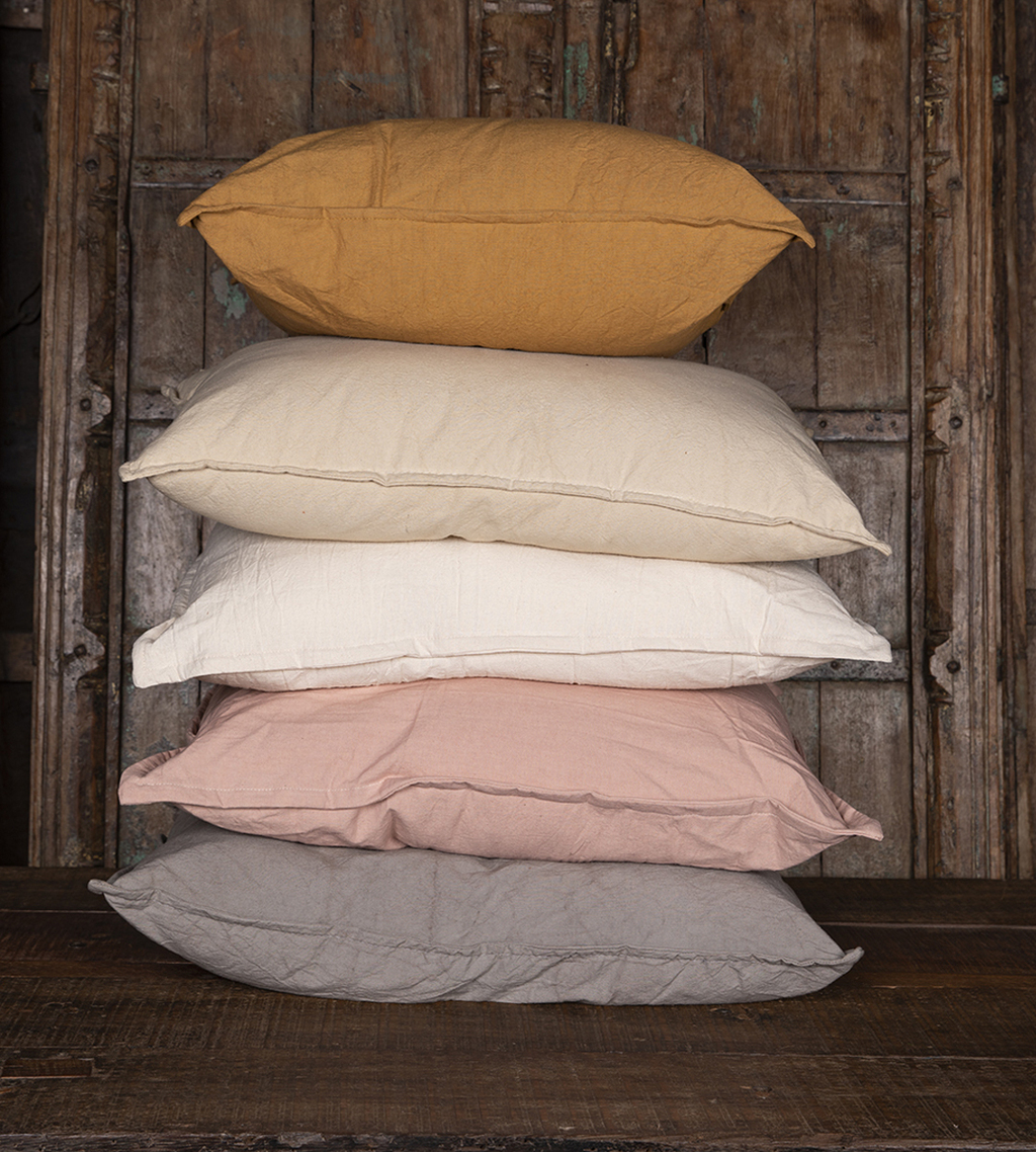 ALMOHADON TUSSOR GRIS