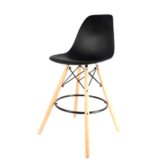 Banqueta Eames Negra