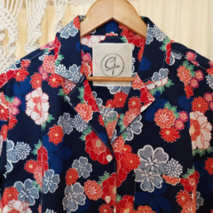 Camisa Azul con Flores Rojas - comprar online