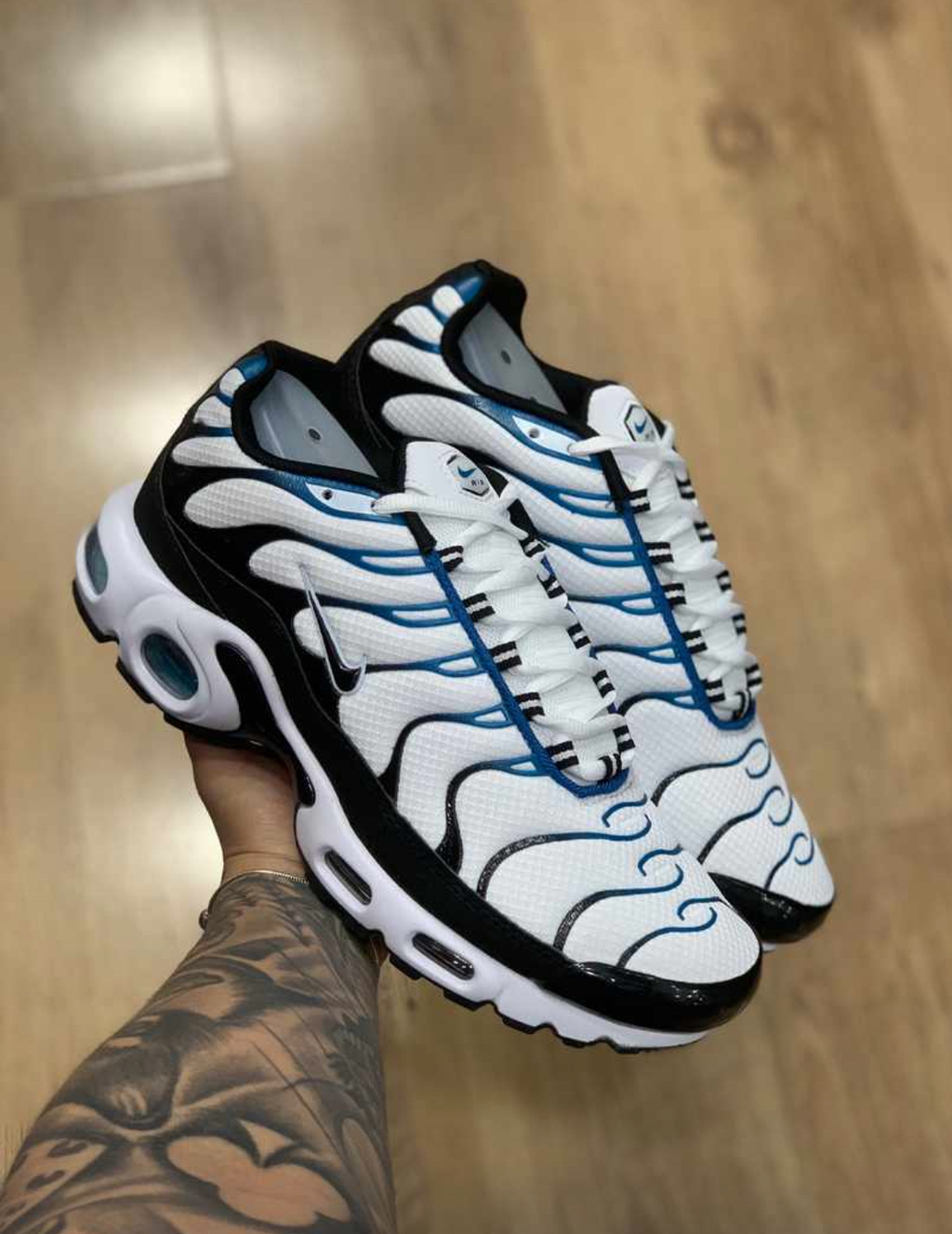 NIKE AIR MAX TN PLUS Branco preto e azul Rck Shop
