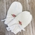 Luva para bebê de Tricô - Flor - Branco - Flor Rosê - comprar online