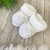Sapatinho de Tricô para bebê Botãozinho - Branco - Sapatinho - comprar online