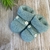 Sapatinho de Tricô Botãozinho - Verde Maré - comprar online